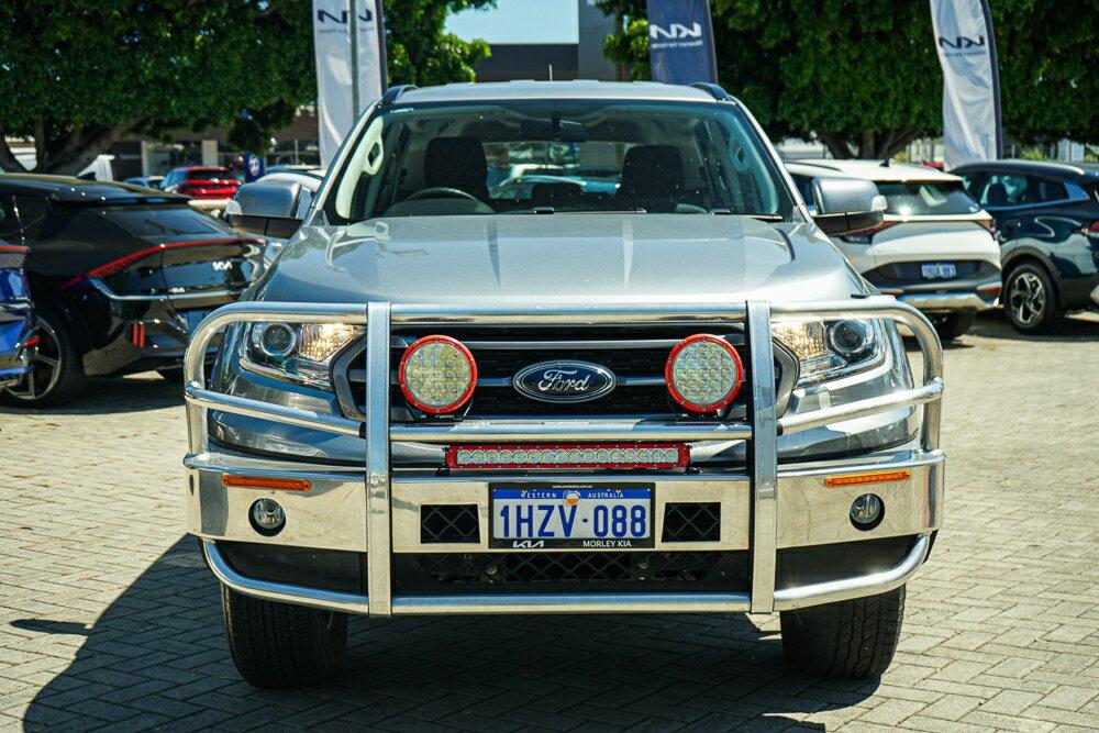 Ford Everest image 3