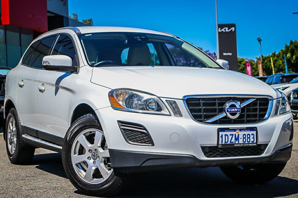 Volvo Xc60 image 1