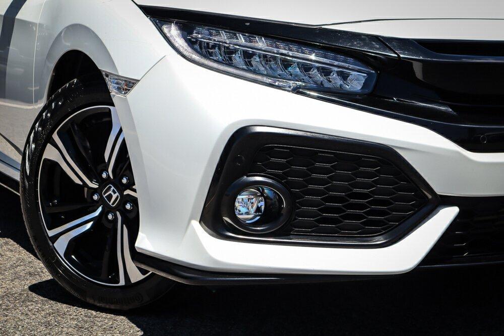 Honda Civic image 2