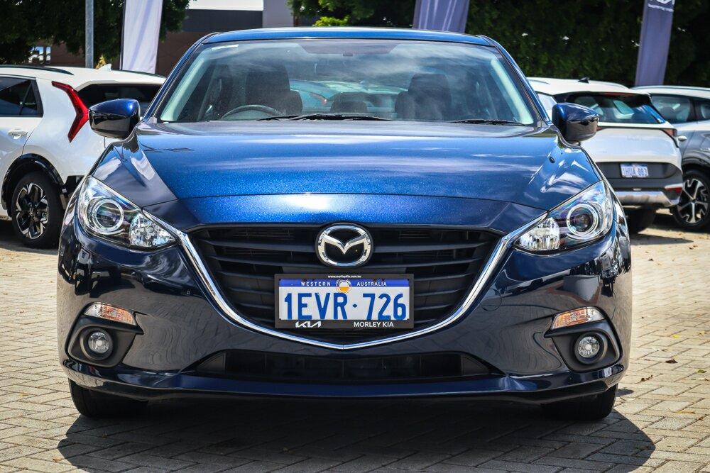 Mazda 3 image 3
