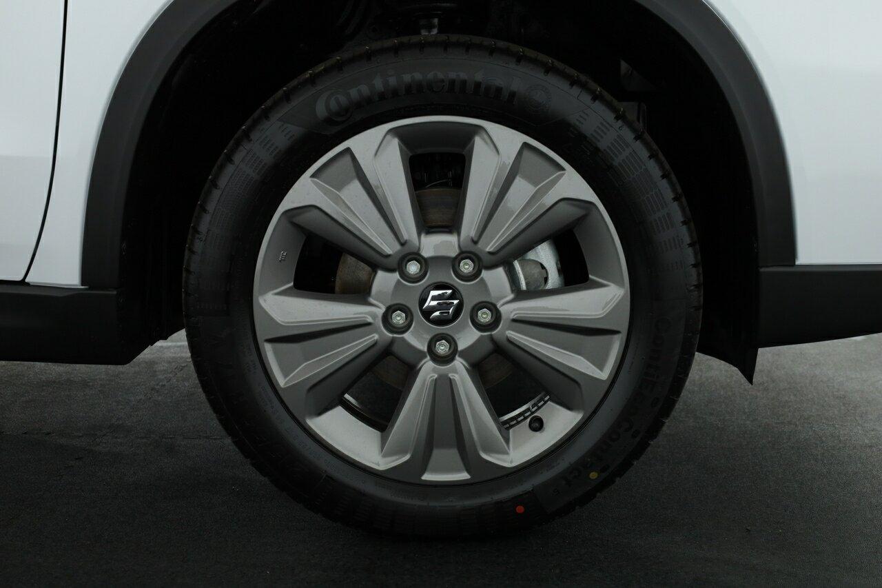 Suzuki Vitara image 4