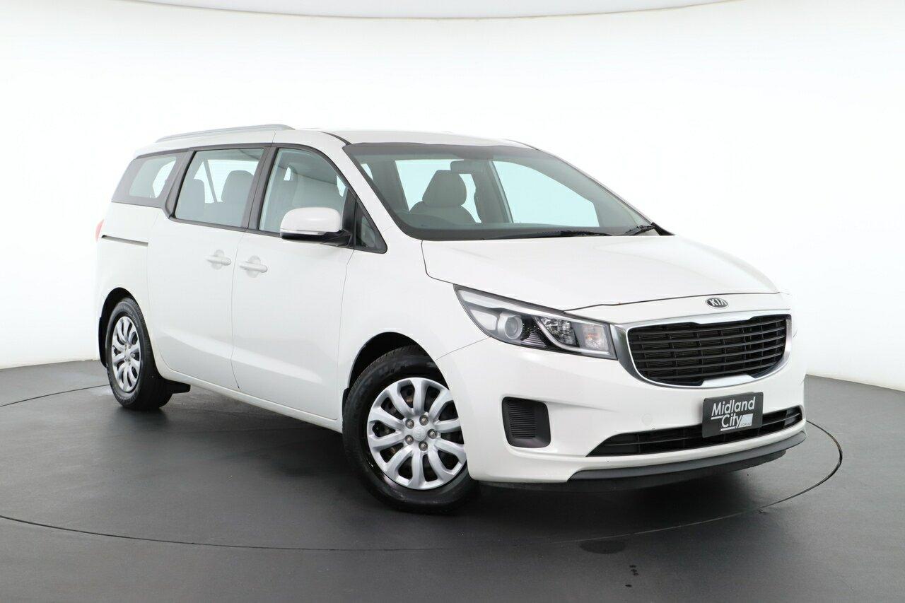 Kia Carnival image 1