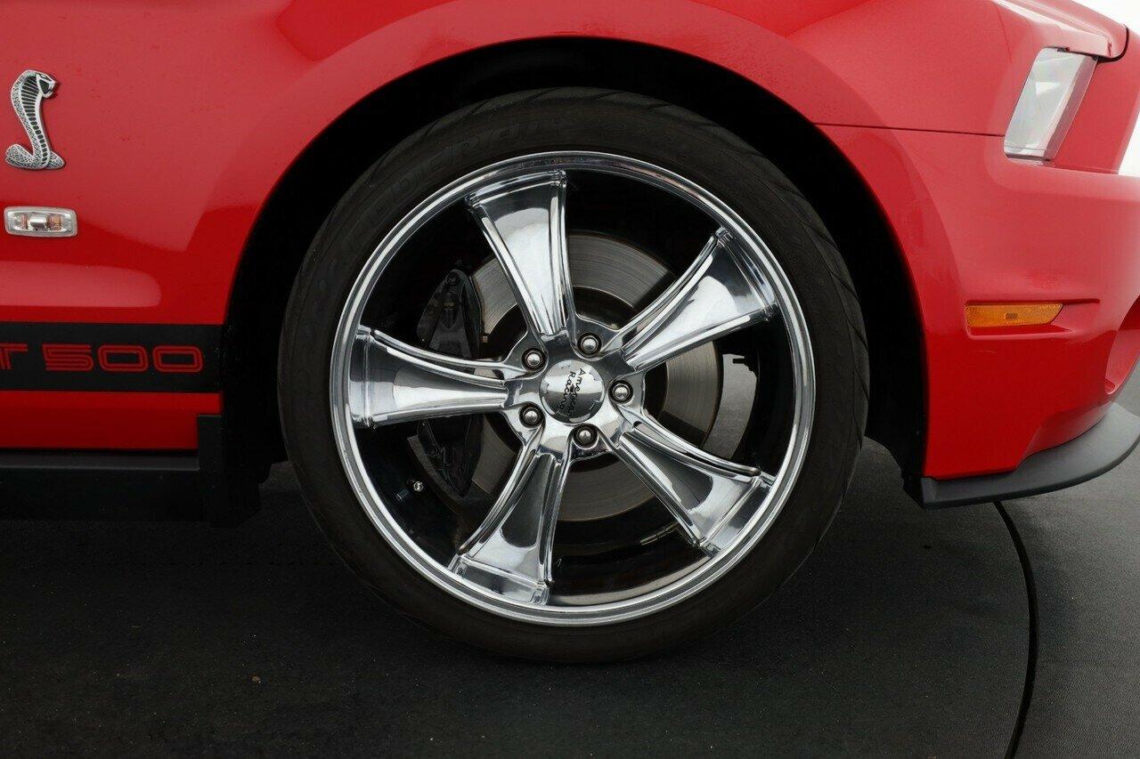 Ford Mustang image 4