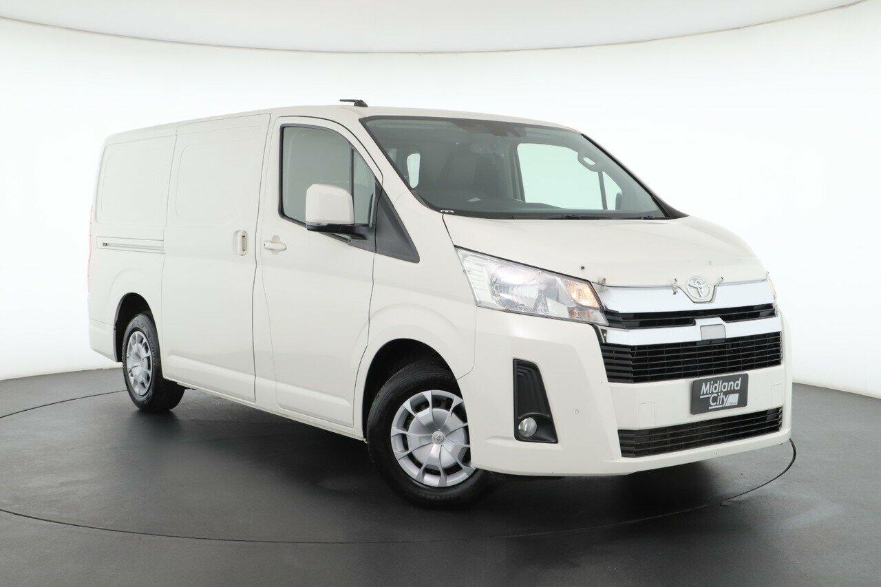 Toyota Hiace image 1
