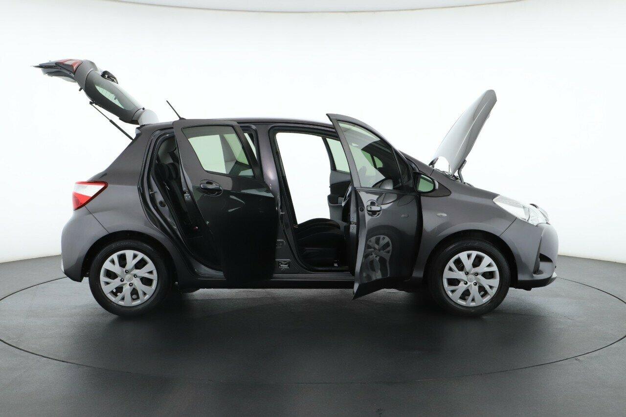 Toyota Yaris image 3