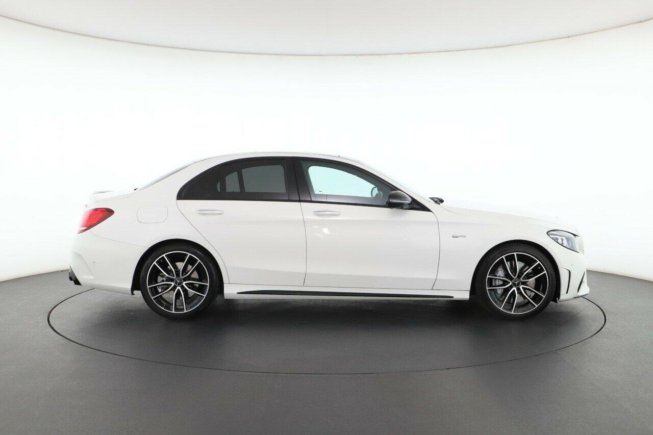 Mercedes Benz C-class image 3