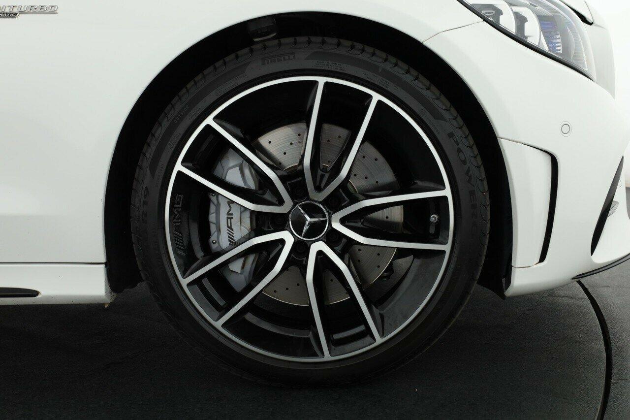 Mercedes Benz C-class image 4