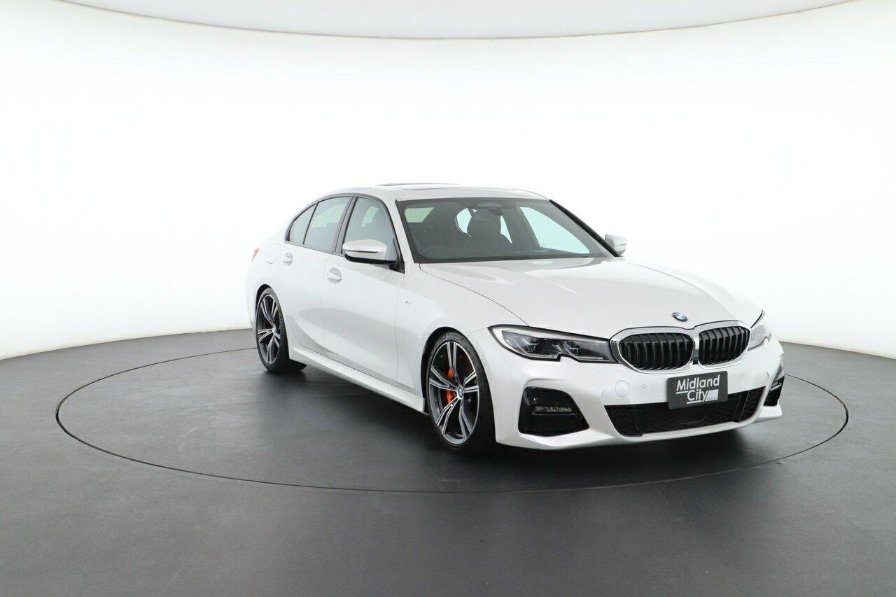 BMW 3 Series image 4