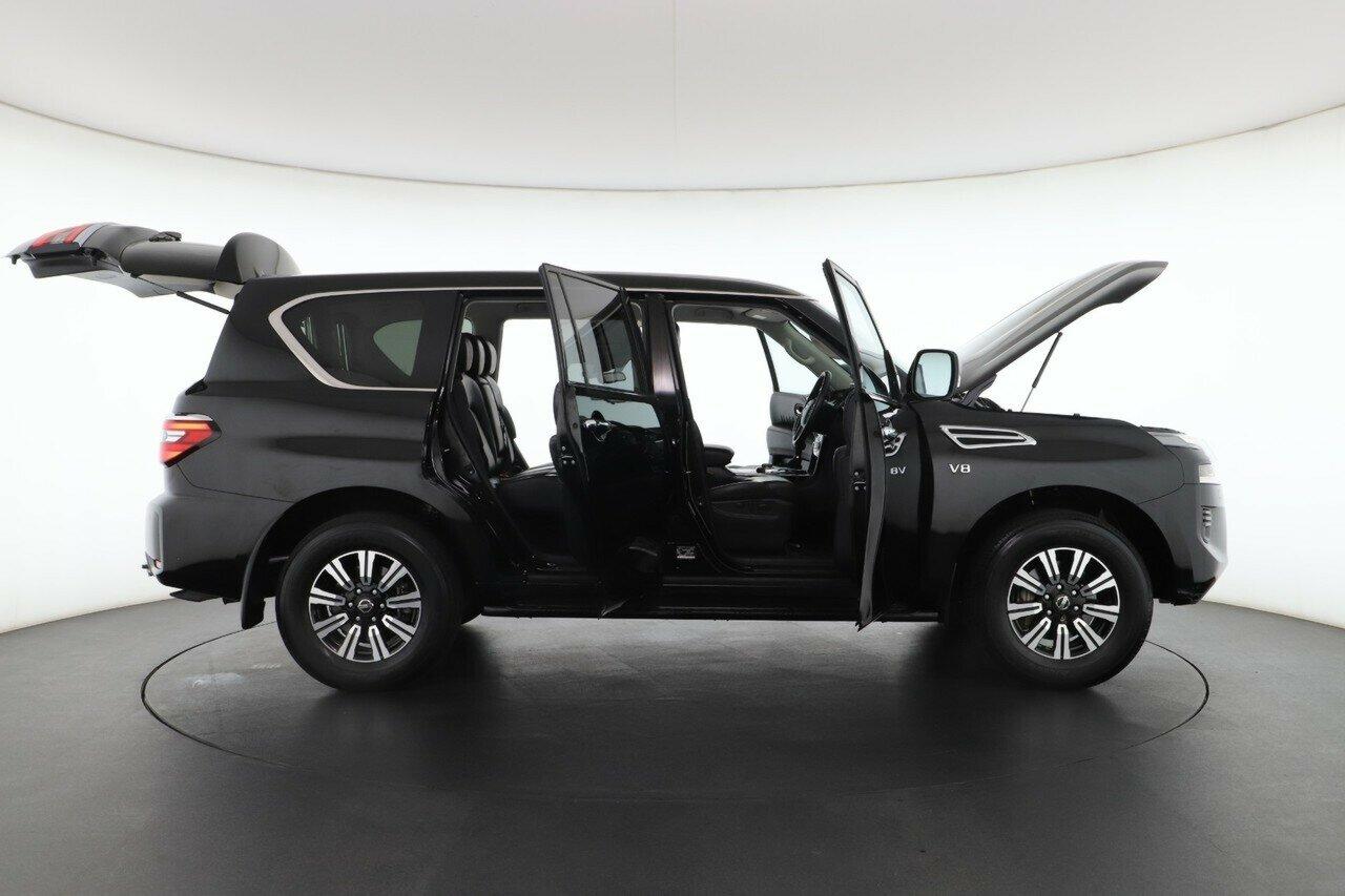 Nissan Patrol image 2