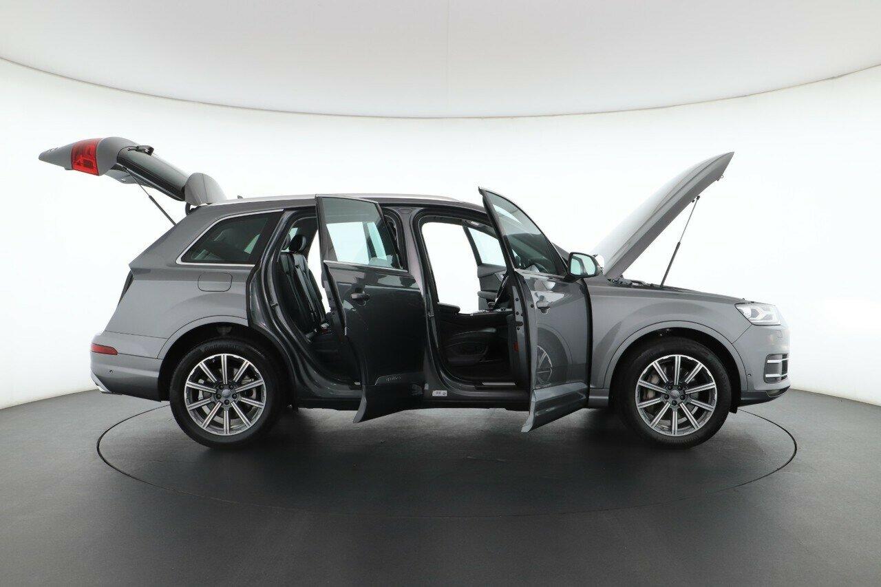 Audi Q7 image 3