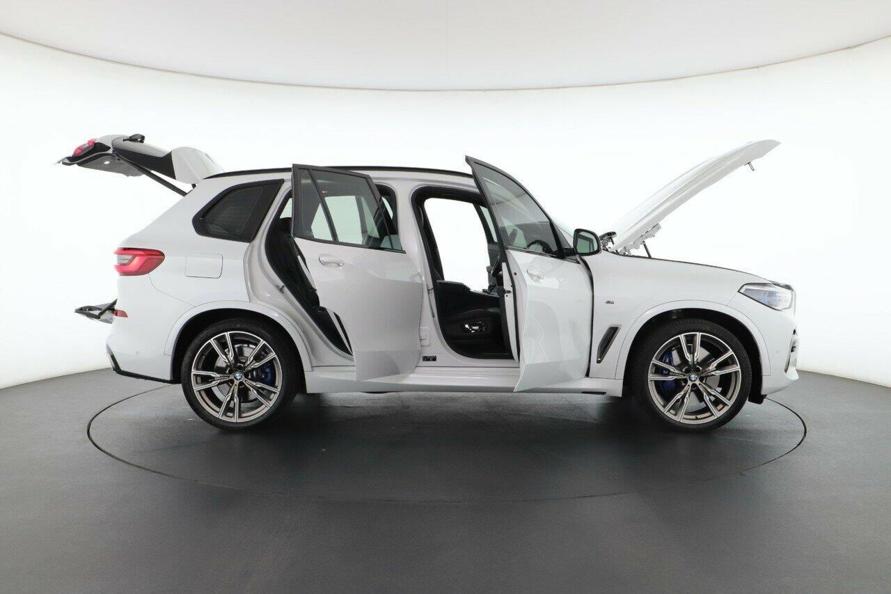 BMW X5 image 2
