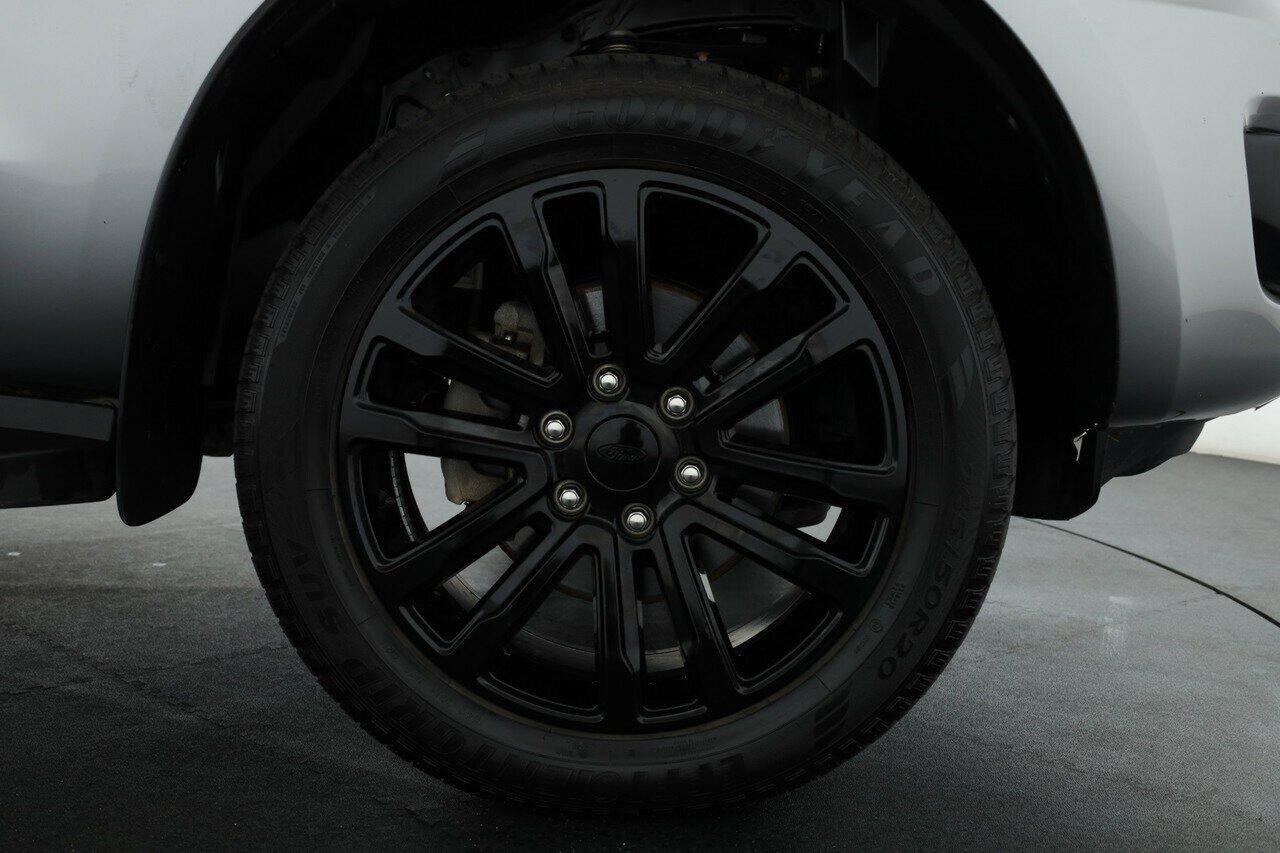 Ford Everest image 4