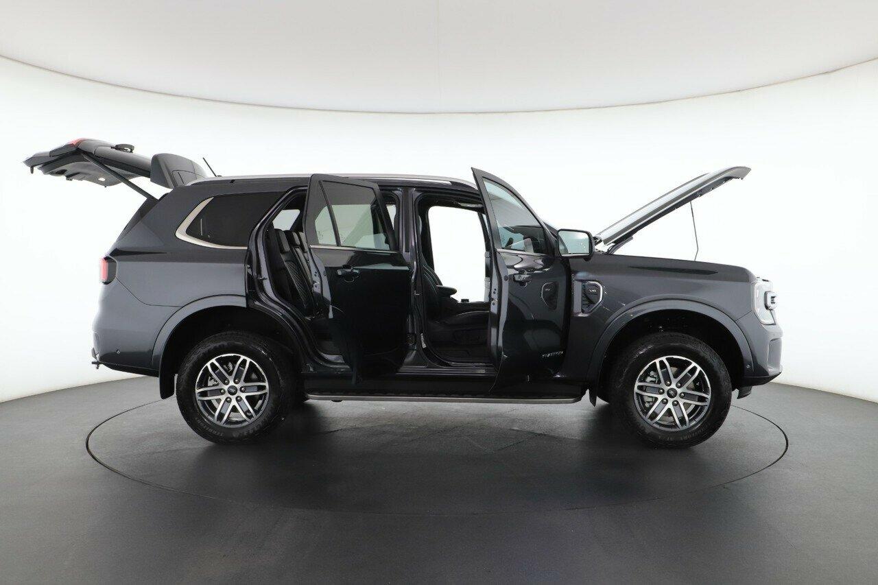 Ford Everest image 3