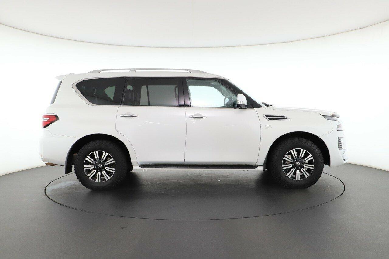 Nissan Patrol image 2