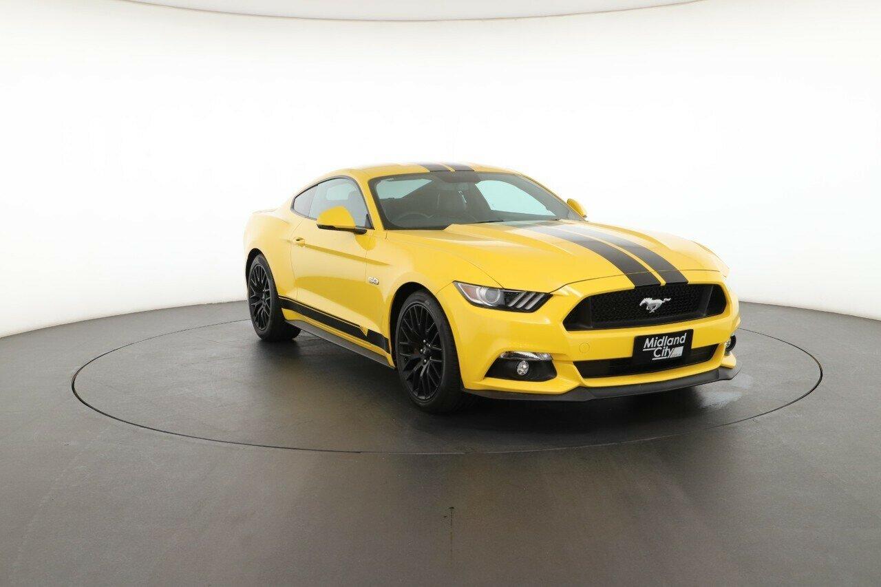 Ford Mustang image 4