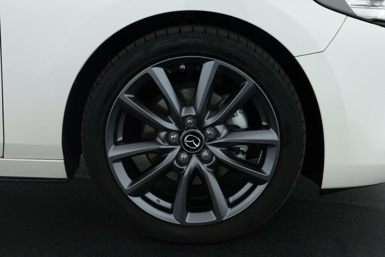 Mazda 3 image 4