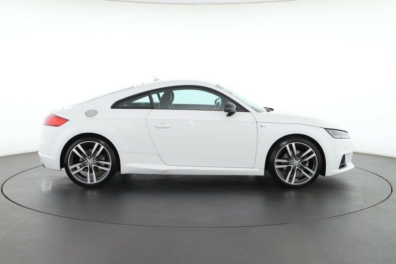 Audi Tt image 2