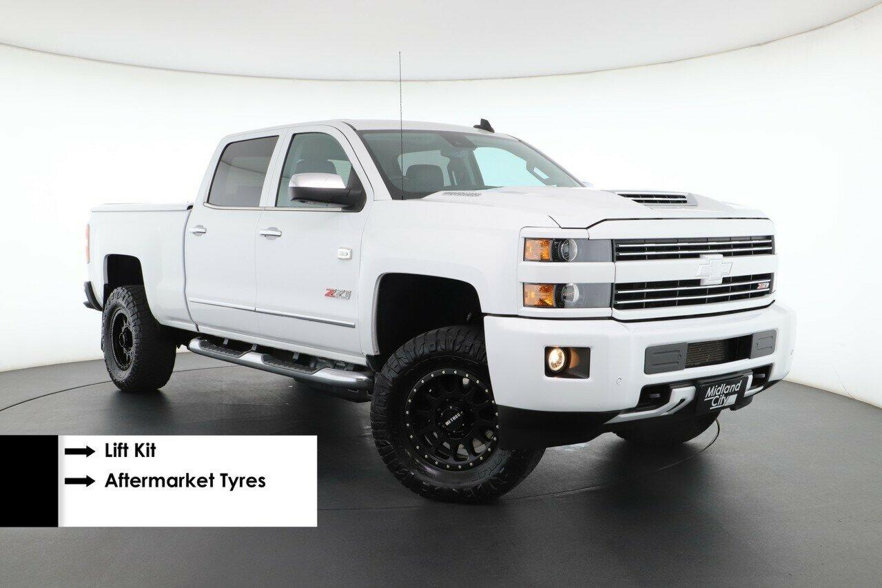 Chevrolet Silverado image 1