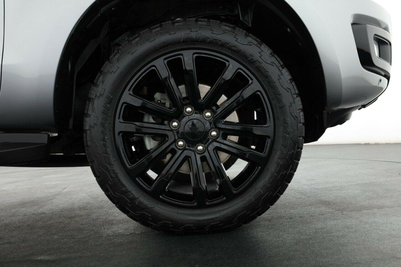 Ford Everest image 4
