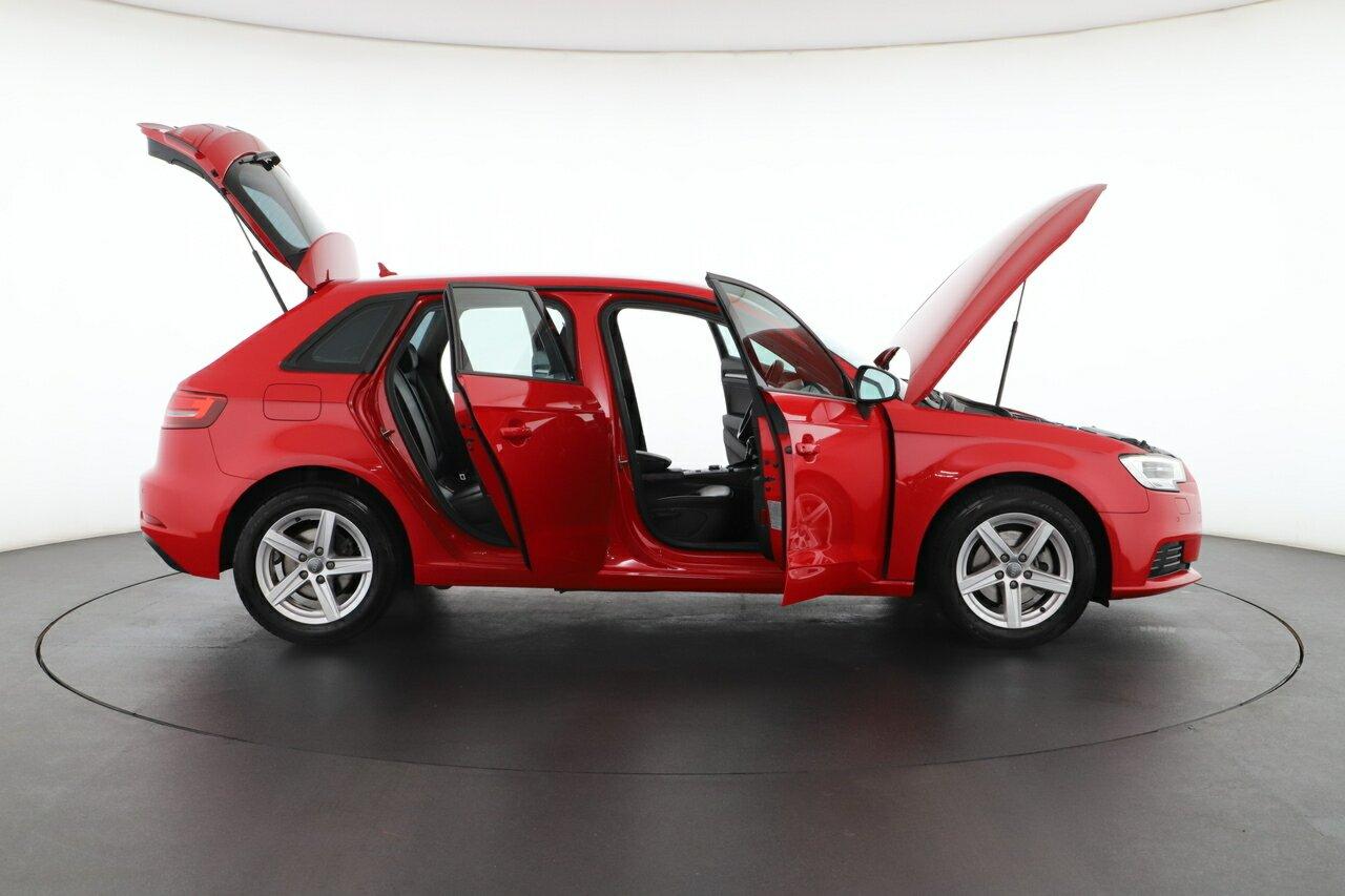 Audi A3 image 2