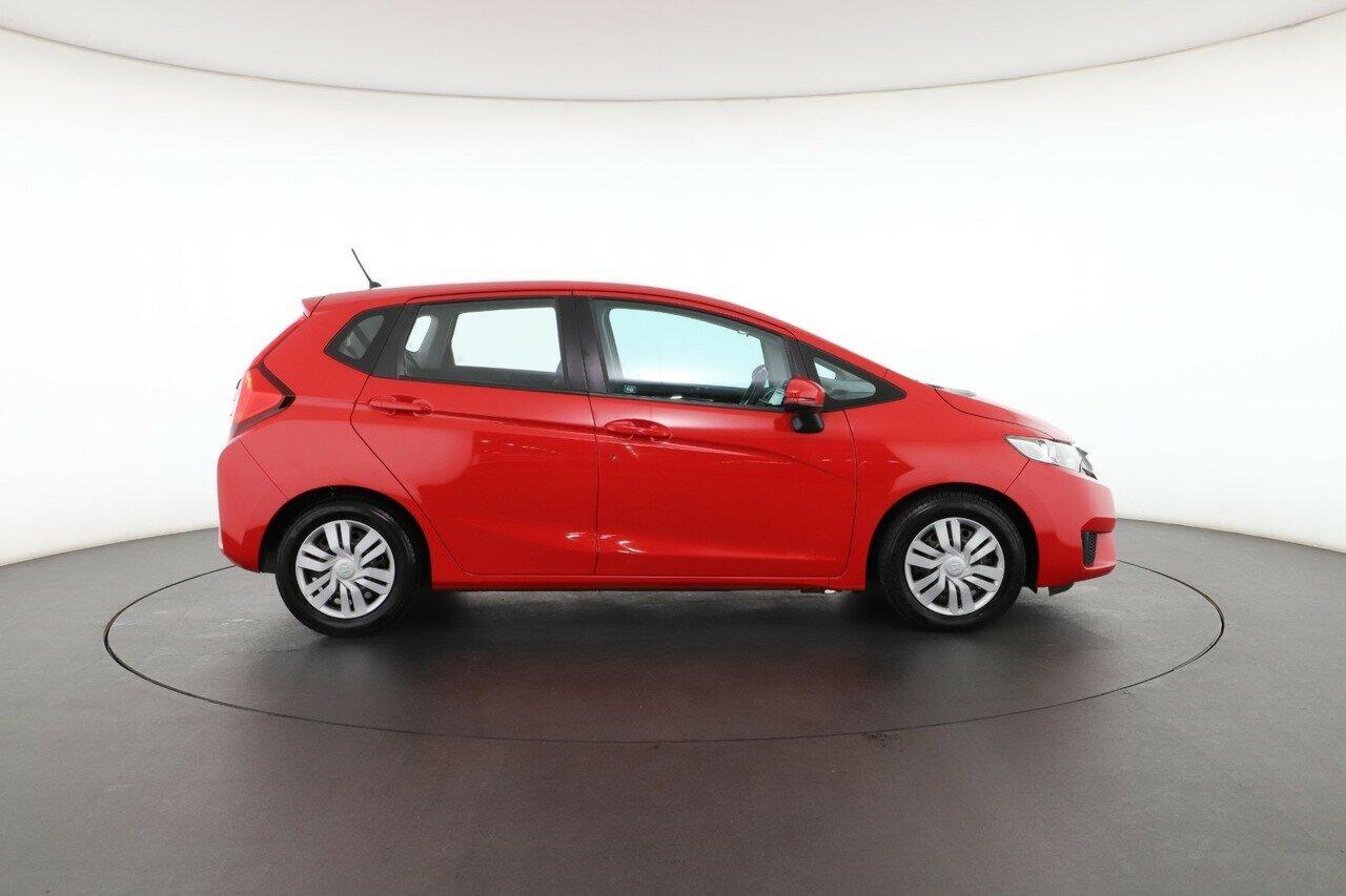 Honda Jazz image 3