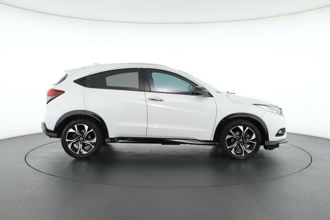 Honda Hr-v image 2