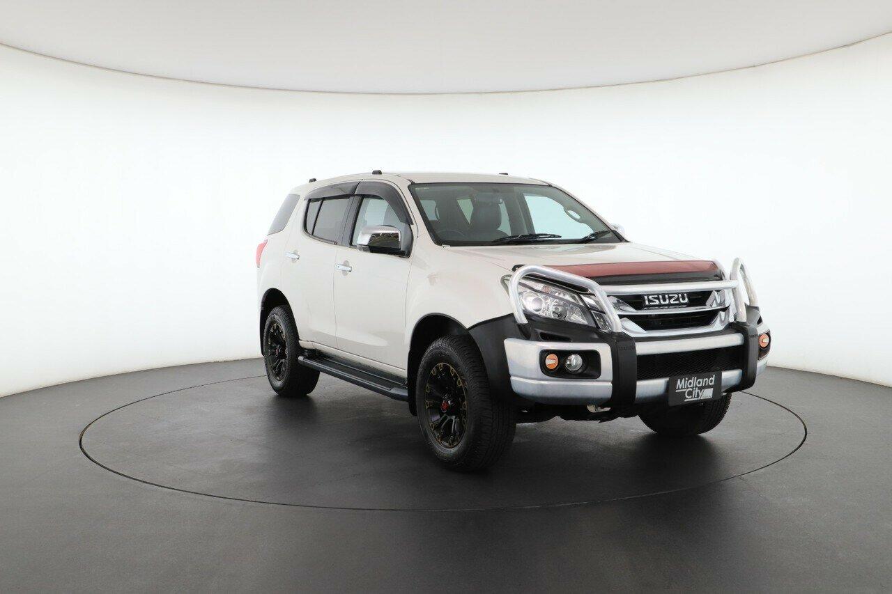 Isuzu Mu-x image 4
