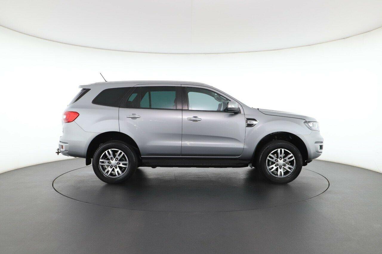 Ford Everest image 3
