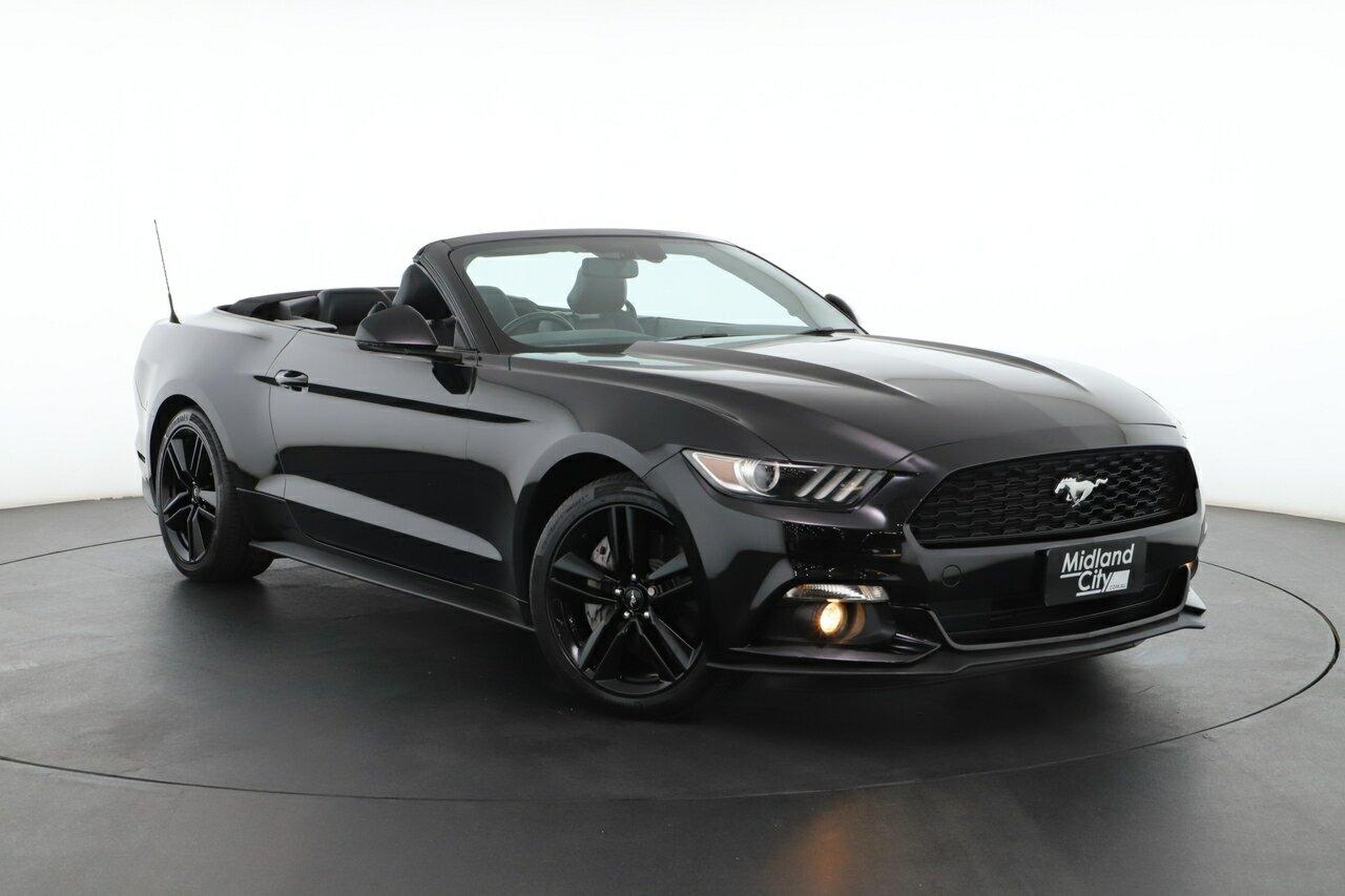Ford Mustang image 1
