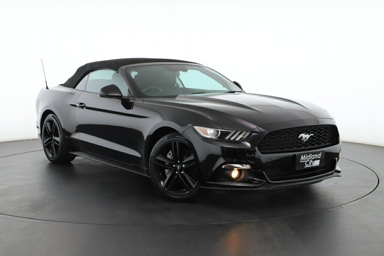 Ford Mustang image 2