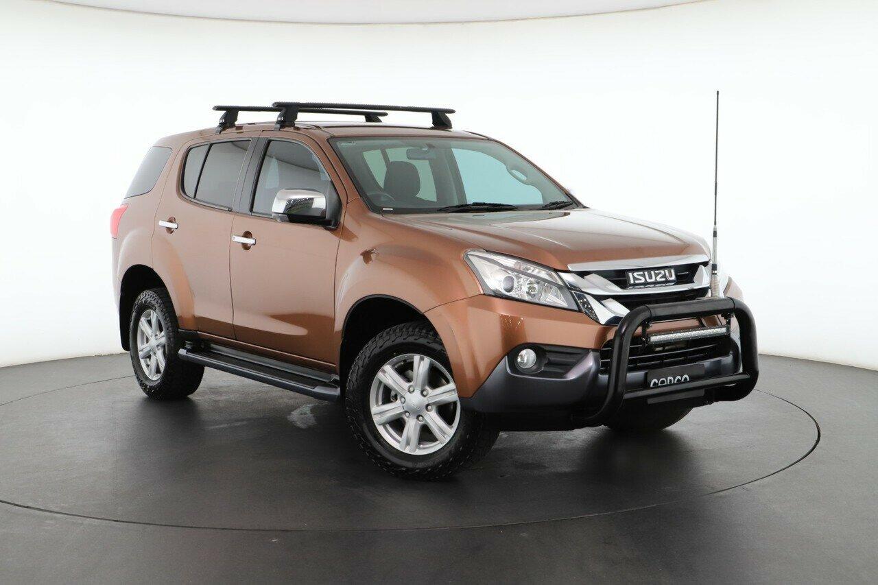 Isuzu Mu-x image 1
