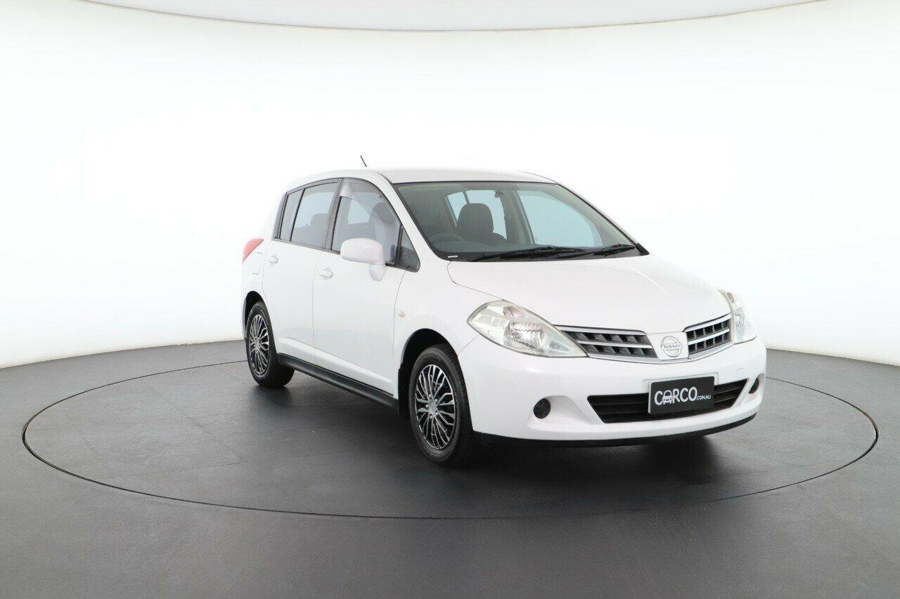 Nissan Tiida image 4