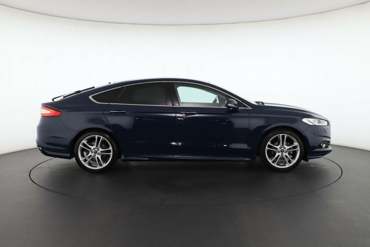 Ford Mondeo image 2