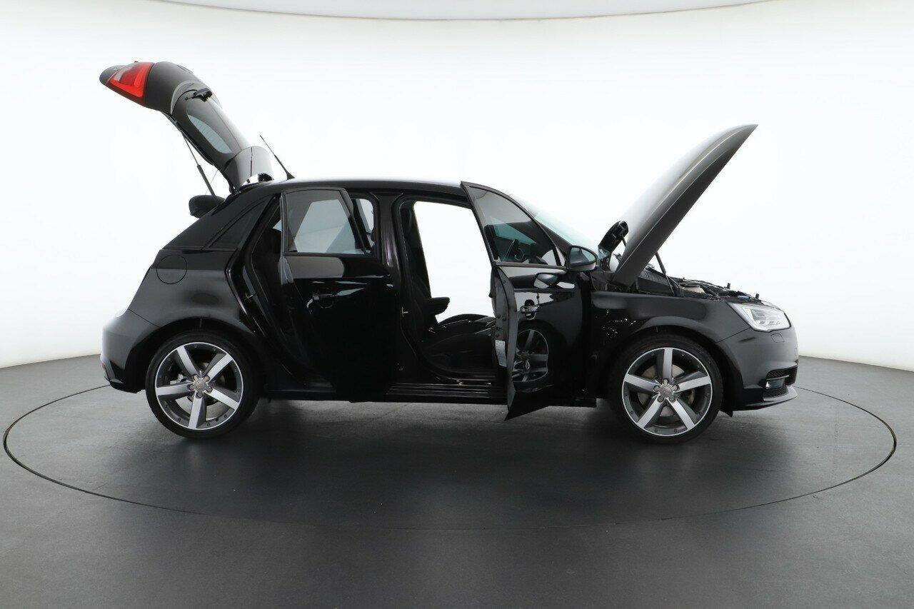Audi A1 image 2