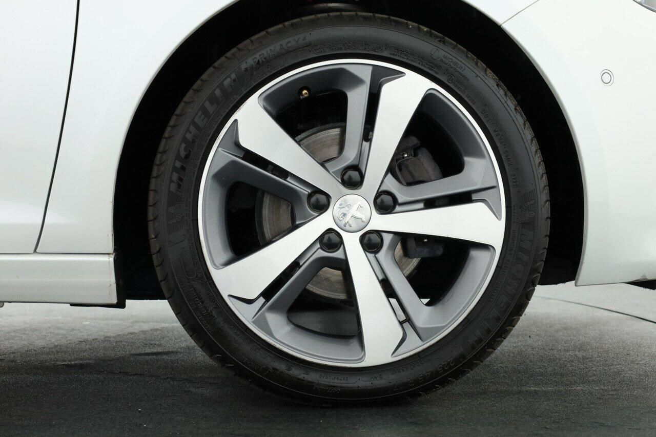 Peugeot 308 image 4