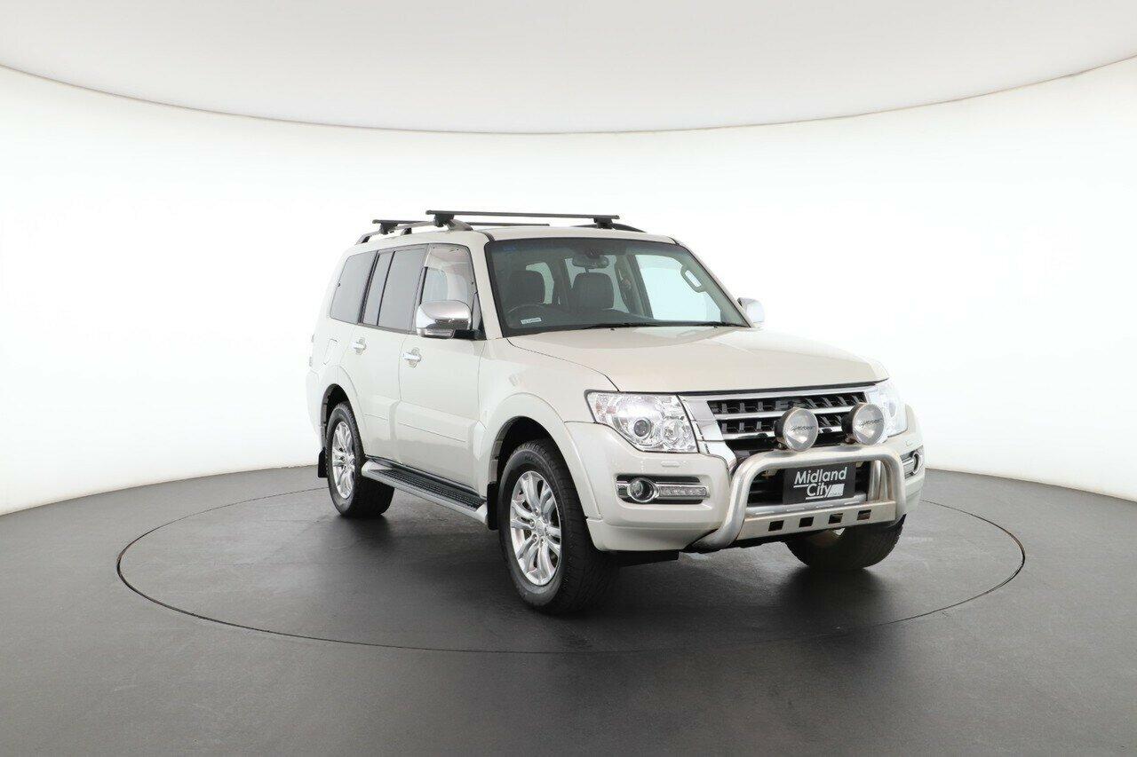 Mitsubishi Pajero image 4
