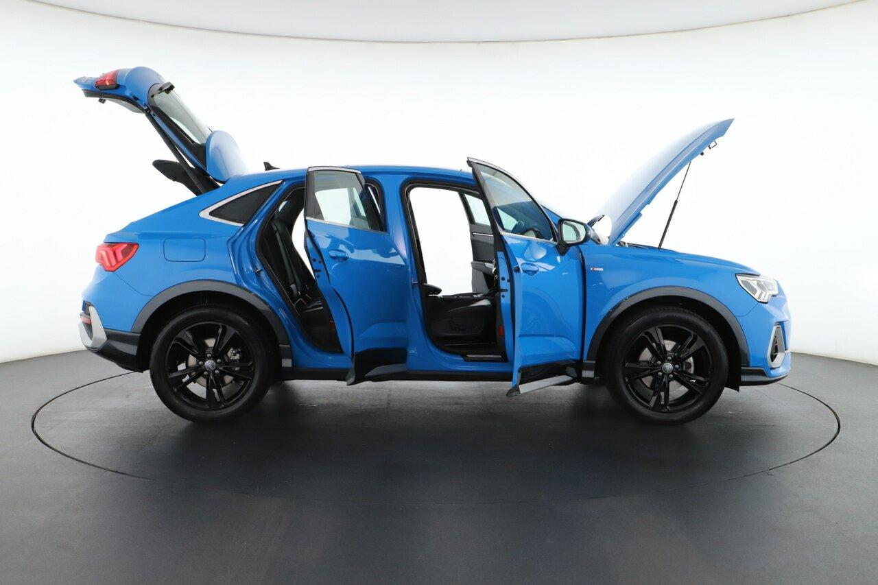 Audi Q3 image 2