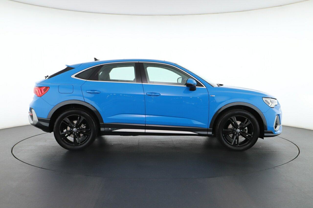Audi Q3 image 3