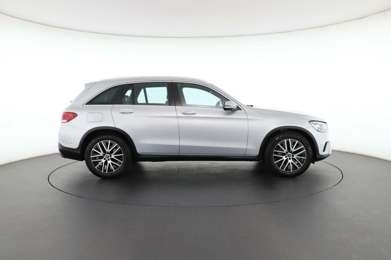 Mercedes Benz Glc-class image 3