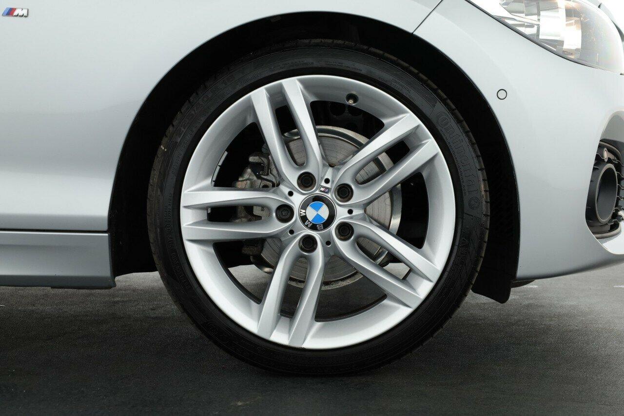 BMW 1 Series image 3