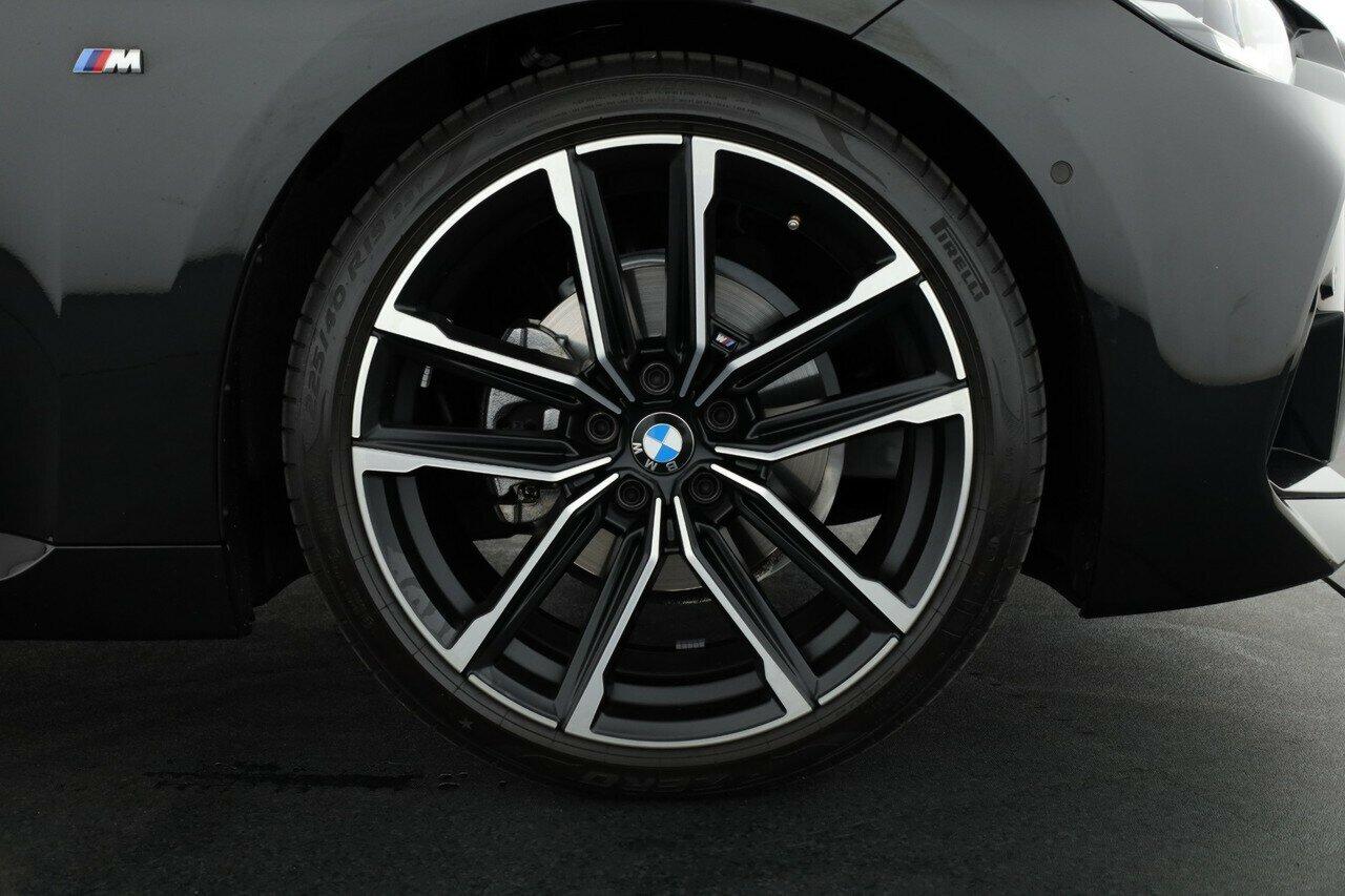 BMW 2 Series image 4