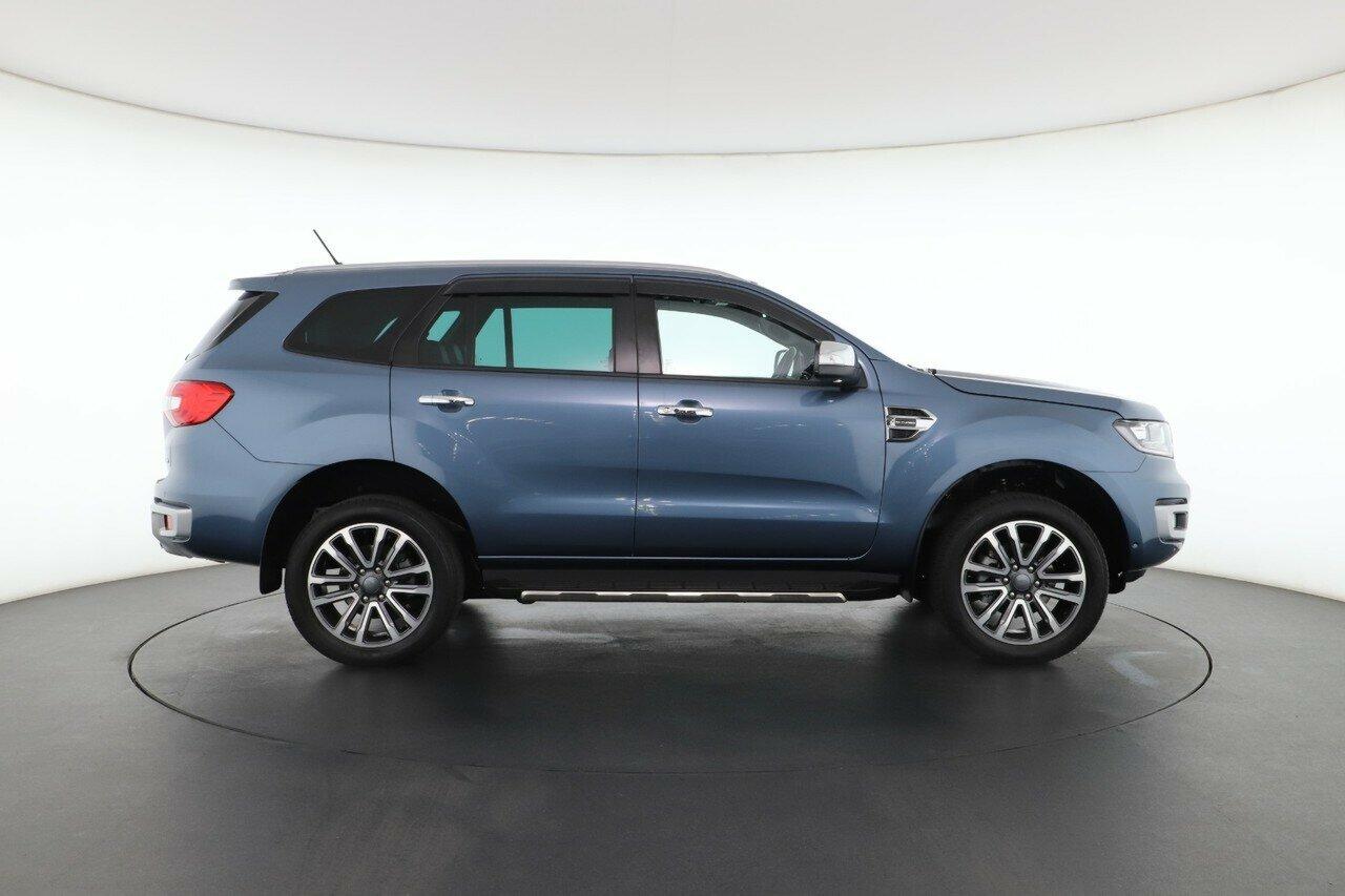 Ford Everest image 2