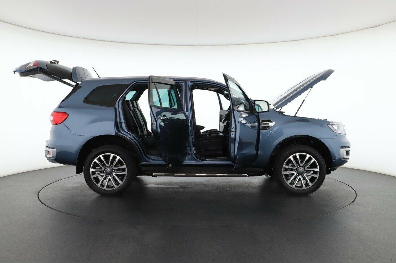 Ford Everest image 3