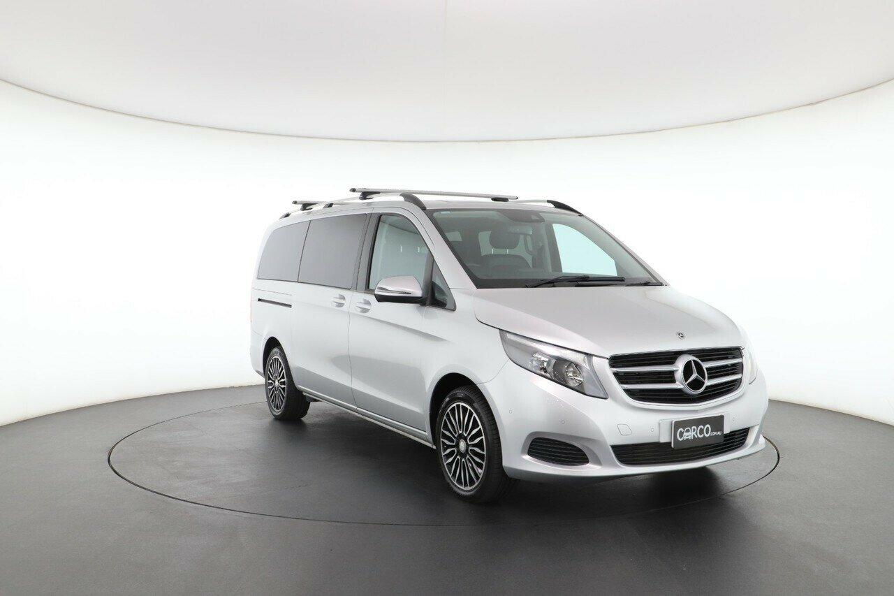 Mercedes Benz V-class image 4