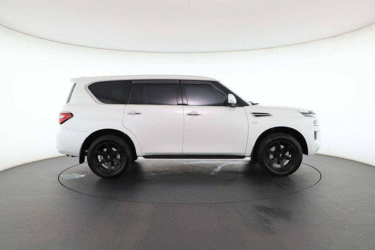 Nissan Patrol image 2