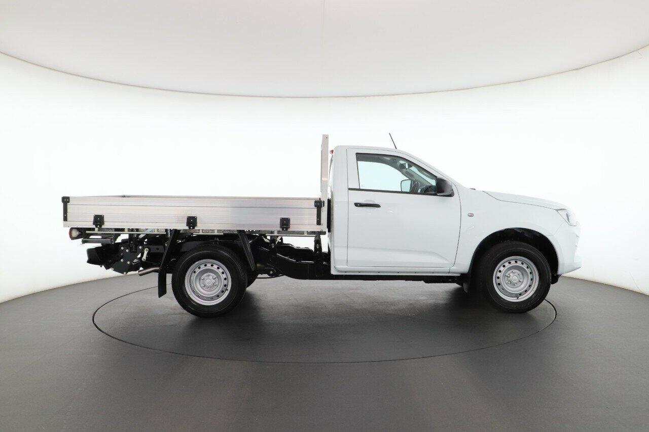 Isuzu D-max image 2