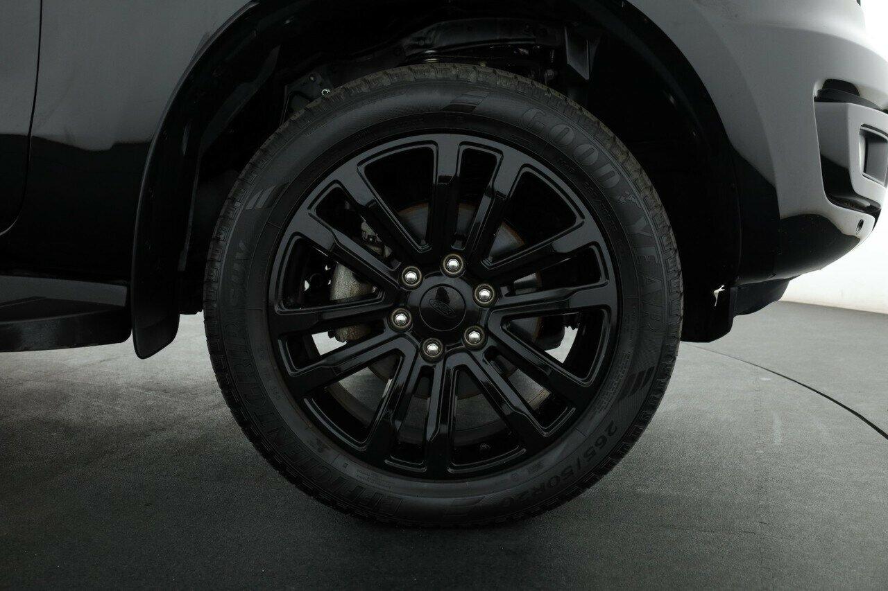 Ford Everest image 4