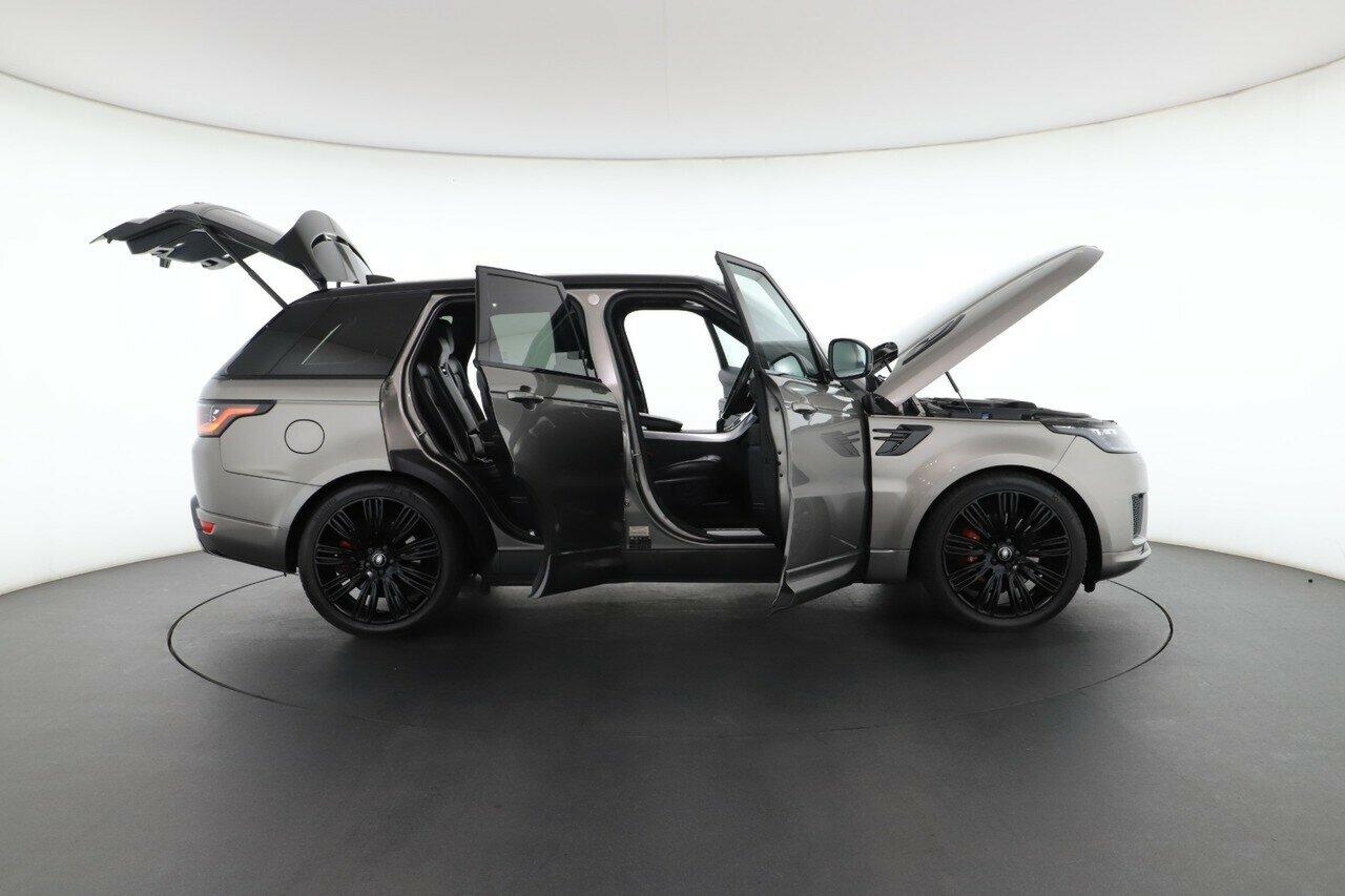 Land Rover Range Rover Sport image 2