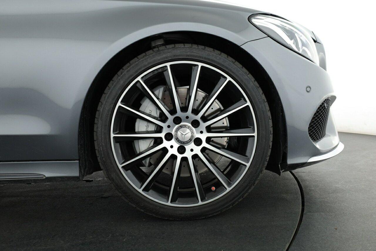 Mercedes Benz C-class image 3