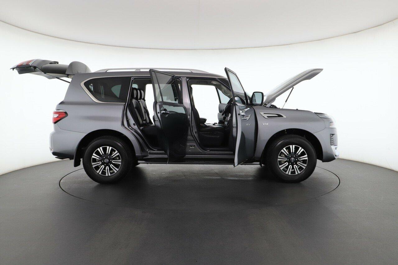 Nissan Patrol image 2